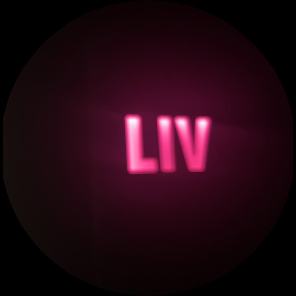 liv22_